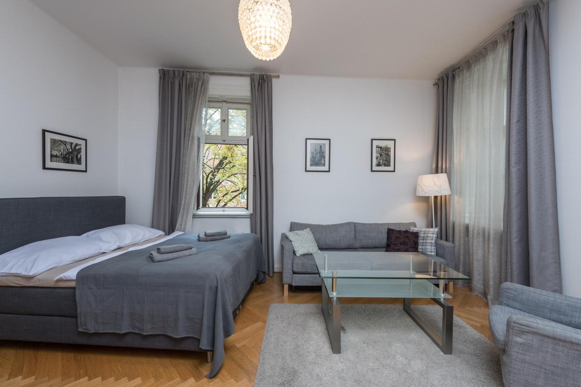 Upscale In Prime Location Near Sights * Praga